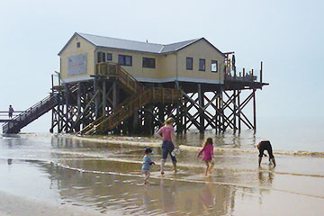 Pfahlbau mit Restaurant in St. Peter-Ording