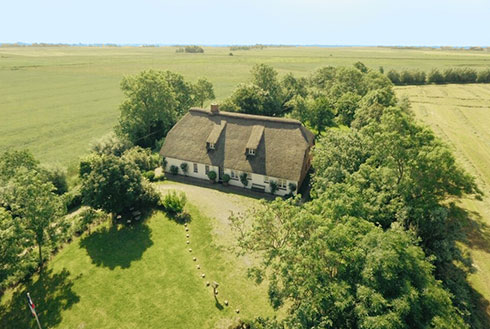 Das Ferienhaus aus der Luft